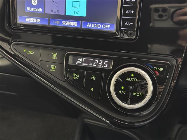 アクア Sスタイルブラック 7インチナビ/パノラミックビューモニター/ETC/プリクラッシュセーフティ/レーンディパーチャーアラート/パーキングサポートブレーキ/LEDヘッドランプ/オートハイビーム/Pスタート/スマートキー×2(6枚目)