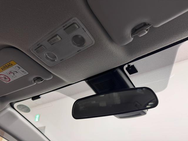 アクア Sスタイルブラック 7インチナビ/パノラミックビューモニター/ETC/プリクラッシュセーフティ/レーンディパーチャーアラート/パーキングサポートブレーキ/LEDヘッドランプ/オートハイビーム/Pスタート/スマートキー×2(14枚目)