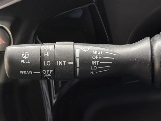 アクア Sスタイルブラック 7インチナビ/パノラミックビューモニター/ETC/プリクラッシュセーフティ/レーンディパーチャーアラート/パーキングサポートブレーキ/LEDヘッドランプ/オートハイビーム/Pスタート/スマートキー×2(19枚目)