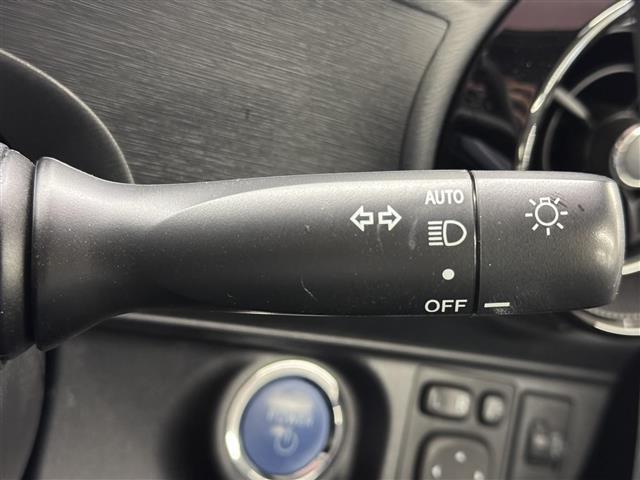 アクア Sスタイルブラック 7インチナビ/パノラミックビューモニター/ETC/プリクラッシュセーフティ/レーンディパーチャーアラート/パーキングサポートブレーキ/LEDヘッドランプ/オートハイビーム/Pスタート/スマートキー×2(20枚目)