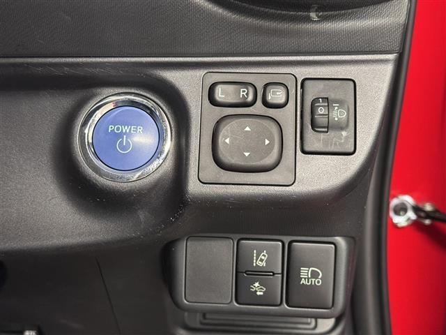 アクア Sスタイルブラック 7インチナビ/パノラミックビューモニター/ETC/プリクラッシュセーフティ/レーンディパーチャーアラート/パーキングサポートブレーキ/LEDヘッドランプ/オートハイビーム/Pスタート/スマートキー×2(21枚目)