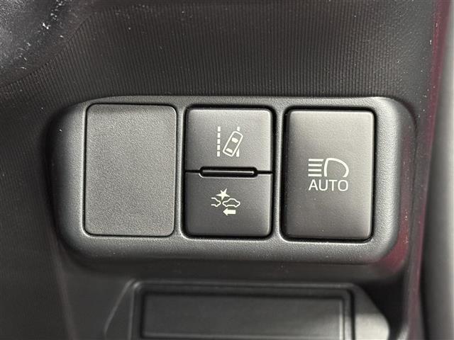 アクア Sスタイルブラック 7インチナビ/パノラミックビューモニター/ETC/プリクラッシュセーフティ/レーンディパーチャーアラート/パーキングサポートブレーキ/LEDヘッドランプ/オートハイビーム/Pスタート/スマートキー×2(24枚目)