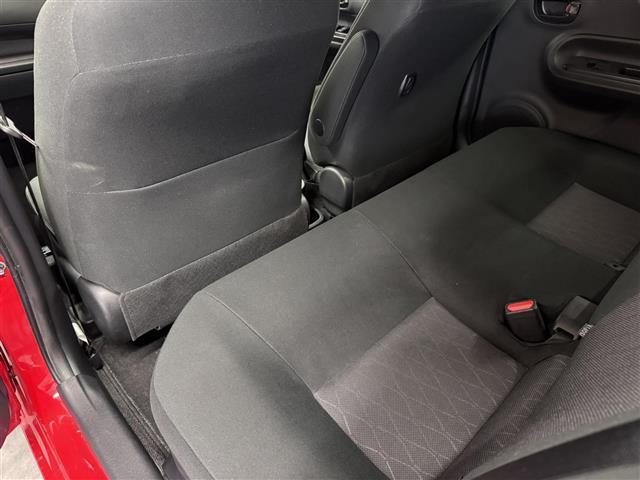 アクア Sスタイルブラック 7インチナビ/パノラミックビューモニター/ETC/プリクラッシュセーフティ/レーンディパーチャーアラート/パーキングサポートブレーキ/LEDヘッドランプ/オートハイビーム/Pスタート/スマートキー×2(40枚目)