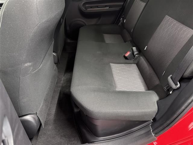 アクア Sスタイルブラック 7インチナビ/パノラミックビューモニター/ETC/プリクラッシュセーフティ/レーンディパーチャーアラート/パーキングサポートブレーキ/LEDヘッドランプ/オートハイビーム/Pスタート/スマートキー×2(41枚目)