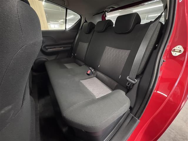 アクア Sスタイルブラック 7インチナビ/パノラミックビューモニター/ETC/プリクラッシュセーフティ/レーンディパーチャーアラート/パーキングサポートブレーキ/LEDヘッドランプ/オートハイビーム/Pスタート/スマートキー×2(42枚目)