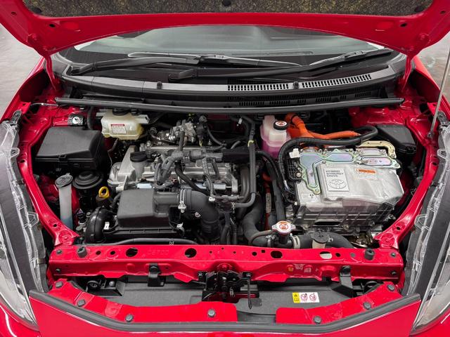 アクア Sスタイルブラック 7インチナビ/パノラミックビューモニター/ETC/プリクラッシュセーフティ/レーンディパーチャーアラート/パーキングサポートブレーキ/LEDヘッドランプ/オートハイビーム/Pスタート/スマートキー×2(60枚目)