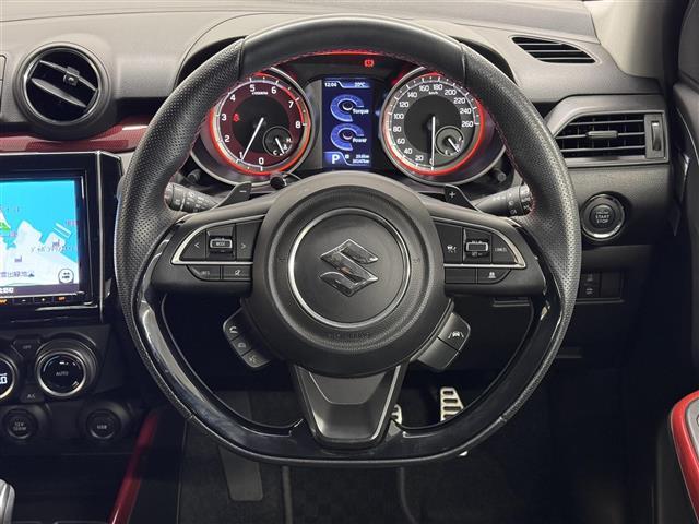 スイフトスポーツ ベースグレード　８インチナビ／全方位モニター／ドライブレコーダー／ブラインドスポットモニター／デュアルセンサーブレーキサポート／アダプティブクルーズコントロール／リヤパーキングセンサー／シートヒーター／パドルシフト（10枚目）