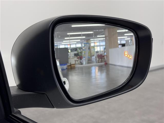 スイフトスポーツ ベースグレード　８インチナビ／全方位モニター／ドライブレコーダー／ブラインドスポットモニター／デュアルセンサーブレーキサポート／アダプティブクルーズコントロール／リヤパーキングセンサー／シートヒーター／パドルシフト（20枚目）