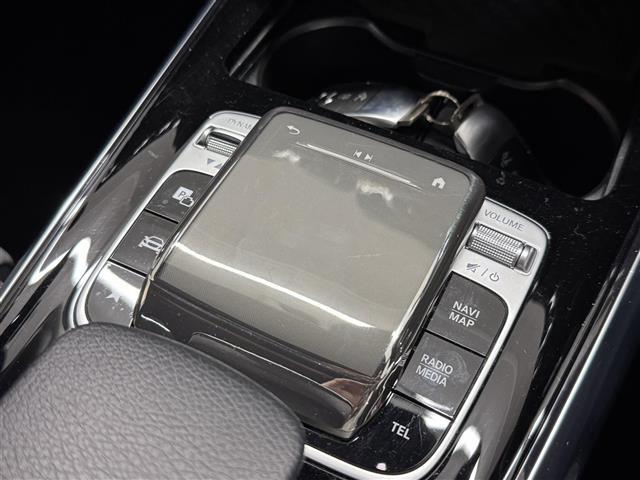 Bクラス B200d AMGライン アドバンスドパッケージ/レーダーセーフティパッケージ/10.25インチナビ/360°カメラ/ヘッドアップディスプレイ/ブラインドスポットモニター/PRE-SAFE/パークトロニック/自動テールゲート(11枚目)