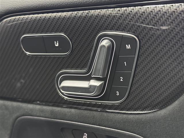 Bクラス B200d AMGライン アドバンスドパッケージ/レーダーセーフティパッケージ/10.25インチナビ/360°カメラ/ヘッドアップディスプレイ/ブラインドスポットモニター/PRE-SAFE/パークトロニック/自動テールゲート(21枚目)