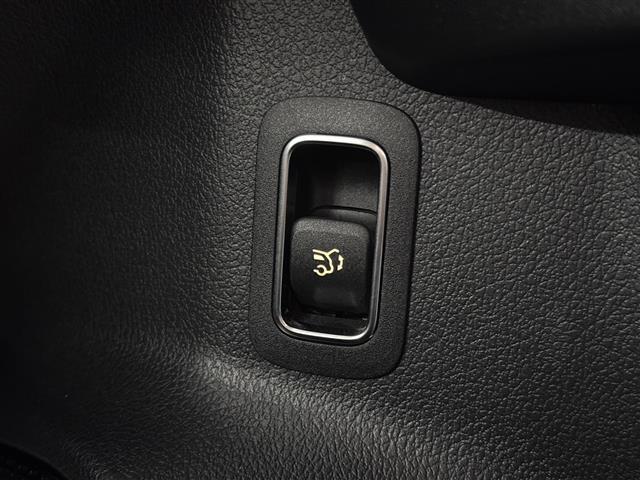Bクラス B200d AMGライン アドバンスドパッケージ/レーダーセーフティパッケージ/10.25インチナビ/360°カメラ/ヘッドアップディスプレイ/ブラインドスポットモニター/PRE-SAFE/パークトロニック/自動テールゲート(23枚目)