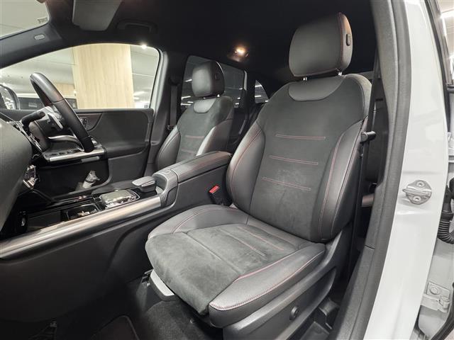 Bクラス B200d AMGライン アドバンスドパッケージ/レーダーセーフティパッケージ/10.25インチナビ/360°カメラ/ヘッドアップディスプレイ/ブラインドスポットモニター/PRE-SAFE/パークトロニック/自動テールゲート(28枚目)