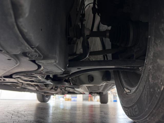 アクア Ｇ　純正７インチナビ／Ｂカメラ／ＥＴＣ／プリクラッシュセーフティ／レーンディパーチャーアラート／レーダークルコン／クリアランスソナー／パーキングサポートブレーキ／ＬＥＤヘッドランプ／ＡＣ１００Ｖコンセント（70枚目）