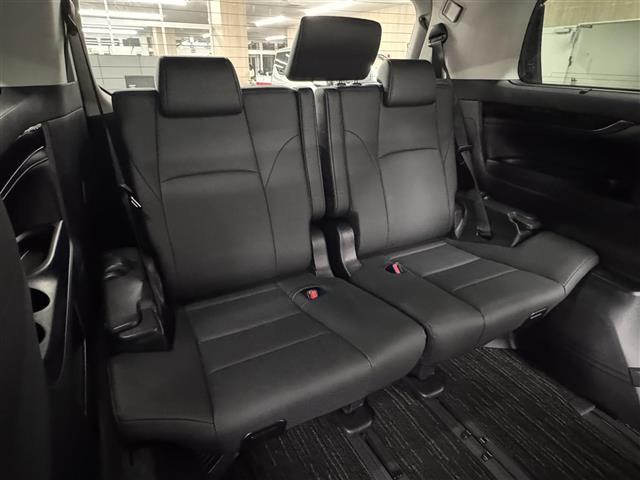 アルファード ２．５Ｓ　Ｃパッケージ　ＪＢＬプレミアムサウンド／ツインムーンルーフ／リヤエンタメモニター／１０インチナビ／パノラミックビューモニター／ＥＴＣ２．０／デジタルインナーミラー／ＢＳＭ／衝突被害軽減／パワーバックドア／冷暖シート（31枚目）