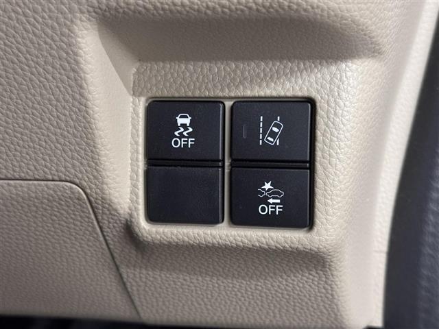 N-BOX G・Lホンダセンシング 両側パワースライドドア/7インチナビ/バックカメラ/ドライブレコーダー/ETC/衝突軽減ブレーキ/車線維持支援システム/路外逸脱抑制機能/アダプティブクルーズコントロール/LEDヘッドライト/予備キー(18枚目)