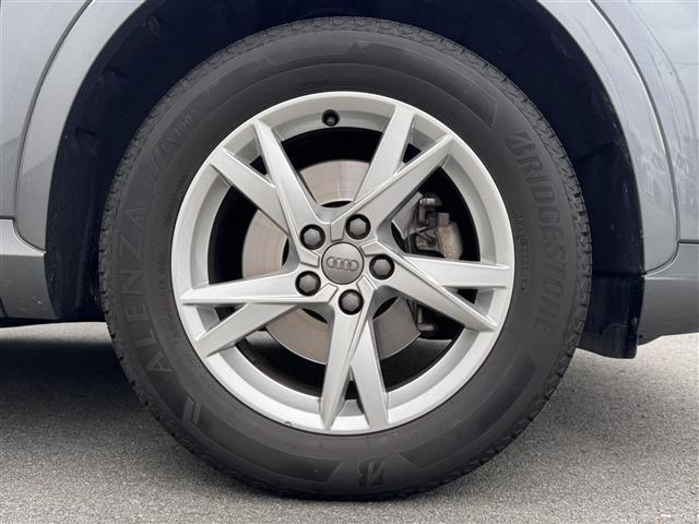 Q3 1.4TFSIスポーツ コンビニエンスパッケージ/7インチナビ/TV/Bluetooth/Bカメラ/ドライブレコーダー/ETC/ルーフレール/後方パーキングセンサー/電子パーキングブレーキ/オートライト/キセノンヘッドライト(59枚目)