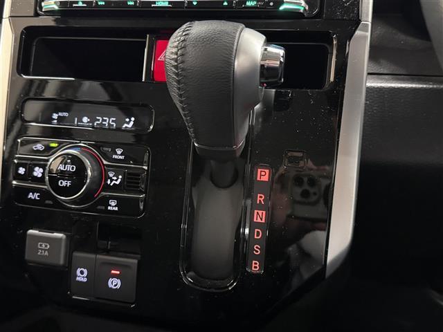 ルーミー カスタムG 両側パワースライドドア/9インチナビ/バックカメラ/ドライブレコーダー/ETC/スマートアシスト/衝突回避支援ブレーキ/レーダークルコン/コーナーセンサー/ハイビームアシスト/電子パーキングブレーキ(8枚目)