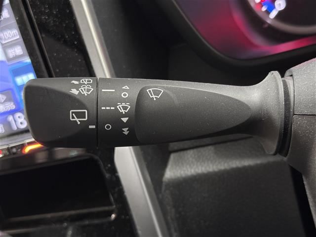 ルーミー カスタムG 両側パワースライドドア/9インチナビ/バックカメラ/ドライブレコーダー/ETC/スマートアシスト/衝突回避支援ブレーキ/レーダークルコン/コーナーセンサー/ハイビームアシスト/電子パーキングブレーキ(16枚目)