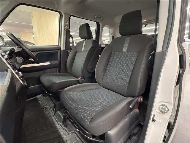 ルーミー カスタムG 両側パワースライドドア/9インチナビ/バックカメラ/ドライブレコーダー/ETC/スマートアシスト/衝突回避支援ブレーキ/レーダークルコン/コーナーセンサー/ハイビームアシスト/電子パーキングブレーキ(26枚目)