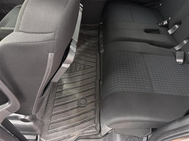 ルーミー カスタムG 両側パワースライドドア/9インチナビ/バックカメラ/ドライブレコーダー/ETC/スマートアシスト/衝突回避支援ブレーキ/レーダークルコン/コーナーセンサー/ハイビームアシスト/電子パーキングブレーキ(31枚目)