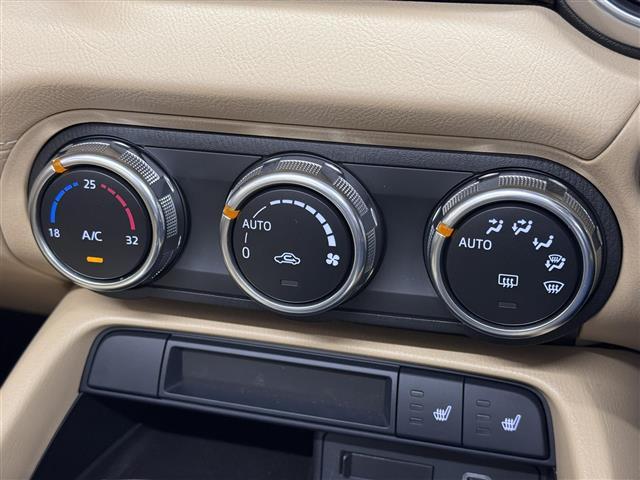 ロードスター Sレザーパッケージ Vセレクション 6速/BOSEサウンドシステム/8.8型ナビ/Bカメラ/ドライブレコーダー/ETC/ベージュ革/BSM/スマートブレーキサポート/速度標識連動レーダークルコン/リアパーキングセンサー/シートヒーター(10枚目)