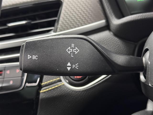 店舗にて現車の確認もいただけますので、お電話で在庫のご確認の上是非ご来店くださいませ。