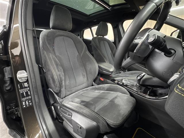 店舗にて現車の確認もいただけますので、お電話で在庫のご確認の上是非ご来店くださいませ。