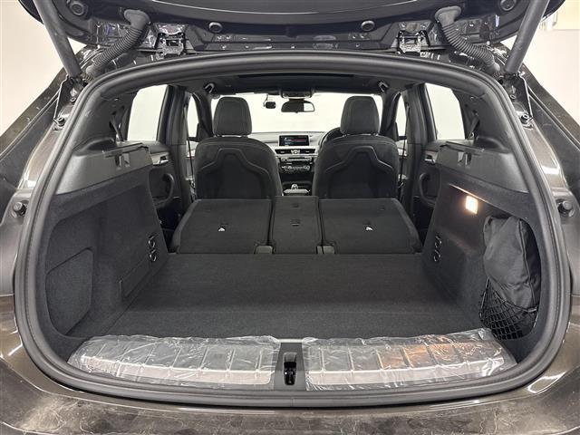 店舗にて現車の確認もいただけますので、お電話で在庫のご確認の上是非ご来店くださいませ。