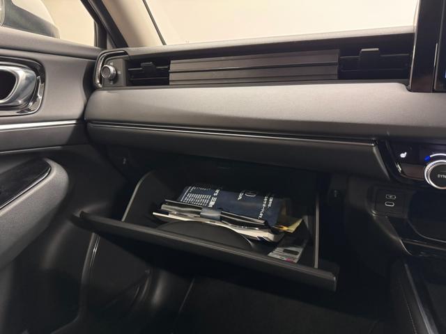 ヴェゼル e:HEV Z 純正フロントスカート(アーバンスタイル)/8インチディスプレイオーディオ/バックカメラ/ドラレコ/ETC/ブラインドスポットモニター/ハーフレザー/衝突軽減ブレーキ/シートヒーター/パワーバックドア(14枚目)