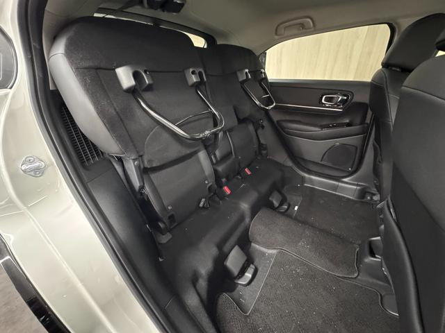 ヴェゼル e:HEV Z 純正フロントスカート(アーバンスタイル)/8インチディスプレイオーディオ/バックカメラ/ドラレコ/ETC/ブラインドスポットモニター/ハーフレザー/衝突軽減ブレーキ/シートヒーター/パワーバックドア(45枚目)