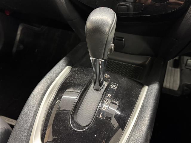 エクストレイル ２０Ｘ　ＨＶエクストリーマＸエマジェンシーブレーキＰ　８インチナビ／バックカメラ／ＥＴＣ／ハンズフリー機能付リモコンオートバックドア／撥水シート／エマージェンシーブレーキ／車線逸脱警報／進入禁止警報／フロント・リアソナー／シートヒーター／ＬＥＤライト（7枚目）