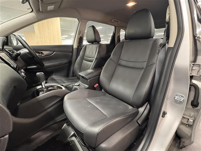 エクストレイル ２０Ｘ　ＨＶエクストリーマＸエマジェンシーブレーキＰ　８インチナビ／バックカメラ／ＥＴＣ／ハンズフリー機能付リモコンオートバックドア／撥水シート／エマージェンシーブレーキ／車線逸脱警報／進入禁止警報／フロント・リアソナー／シートヒーター／ＬＥＤライト（34枚目）