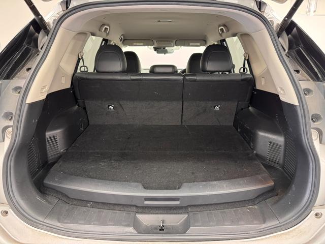 エクストレイル ２０Ｘ　ＨＶエクストリーマＸエマジェンシーブレーキＰ　８インチナビ／バックカメラ／ＥＴＣ／ハンズフリー機能付リモコンオートバックドア／撥水シート／エマージェンシーブレーキ／車線逸脱警報／進入禁止警報／フロント・リアソナー／シートヒーター／ＬＥＤライト（42枚目）