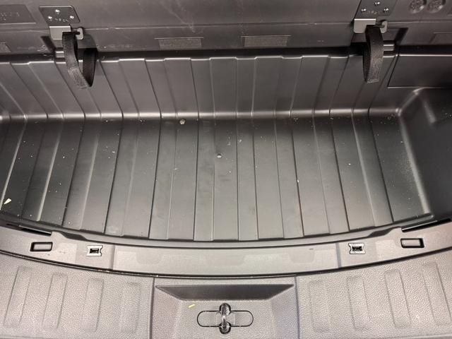 エクストレイル ２０Ｘ　ＨＶエクストリーマＸエマジェンシーブレーキＰ　８インチナビ／バックカメラ／ＥＴＣ／ハンズフリー機能付リモコンオートバックドア／撥水シート／エマージェンシーブレーキ／車線逸脱警報／進入禁止警報／フロント・リアソナー／シートヒーター／ＬＥＤライト（46枚目）