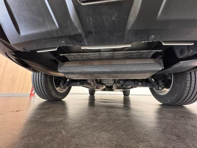 エクストレイル ２０Ｘ　ＨＶエクストリーマＸエマジェンシーブレーキＰ　８インチナビ／バックカメラ／ＥＴＣ／ハンズフリー機能付リモコンオートバックドア／撥水シート／エマージェンシーブレーキ／車線逸脱警報／進入禁止警報／フロント・リアソナー／シートヒーター／ＬＥＤライト（63枚目）