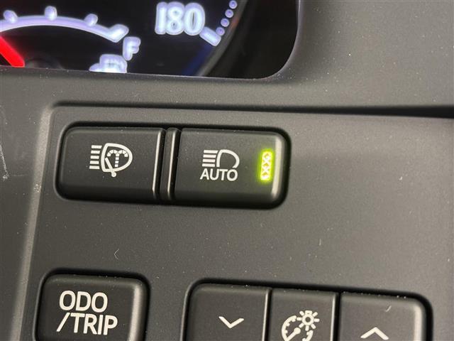 クラウンハイブリッド アスリートG アドバンストパッケージ/ムーンルーフ/8インチナビ/バックカメラ/ドライブレコーダー/ETC/黒本革シート/プリクラッシュセーフティ/レーダークルコン/インテリジェントクリアランスソナー/冷暖シート(22枚目)