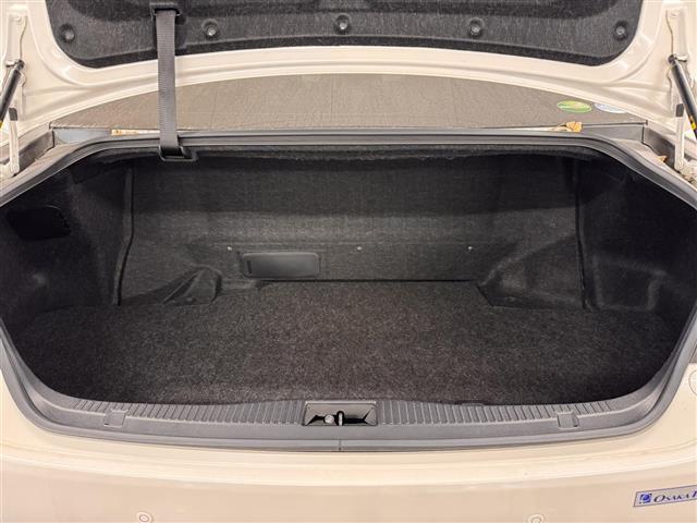 クラウンハイブリッド アスリートG アドバンストパッケージ/ムーンルーフ/8インチナビ/バックカメラ/ドライブレコーダー/ETC/黒本革シート/プリクラッシュセーフティ/レーダークルコン/インテリジェントクリアランスソナー/冷暖シート(33枚目)