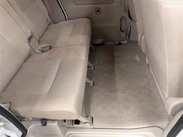 店舗にて現車の確認もいただけますので、お電話で在庫のご確認の上是非ご来店くださいませ。