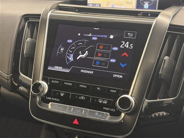 クラウンハイブリッド ＲＳアドバンス　ＯＰ１６スピーカー／８型ナビ／パノラミックビュー／ドラレコ／ＥＴＣ２．０／本革／ブラインドスポットモニター／プリクラッシュセーフティ／パーキングサポートブレーキ／パワーシート／冷暖シート／カラーＨＵＤ（9枚目）