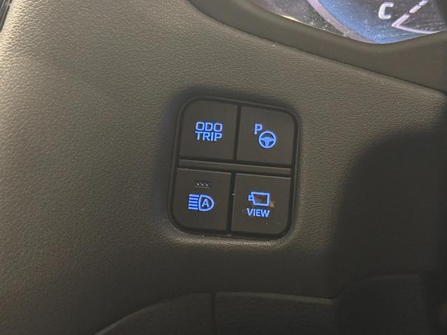 クラウンハイブリッド ＲＳアドバンス　ＯＰ１６スピーカー／８型ナビ／パノラミックビュー／ドラレコ／ＥＴＣ２．０／本革／ブラインドスポットモニター／プリクラッシュセーフティ／パーキングサポートブレーキ／パワーシート／冷暖シート／カラーＨＵＤ（10枚目）