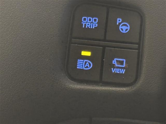 クラウンハイブリッド ＲＳアドバンス　ＯＰ１６スピーカー／８型ナビ／パノラミックビュー／ドラレコ／ＥＴＣ２．０／本革／ブラインドスポットモニター／プリクラッシュセーフティ／パーキングサポートブレーキ／パワーシート／冷暖シート／カラーＨＵＤ（11枚目）