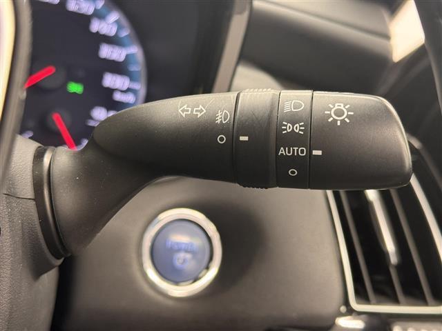 クラウンハイブリッド ＲＳアドバンス　ＯＰ１６スピーカー／８型ナビ／パノラミックビュー／ドラレコ／ＥＴＣ２．０／本革／ブラインドスポットモニター／プリクラッシュセーフティ／パーキングサポートブレーキ／パワーシート／冷暖シート／カラーＨＵＤ（23枚目）