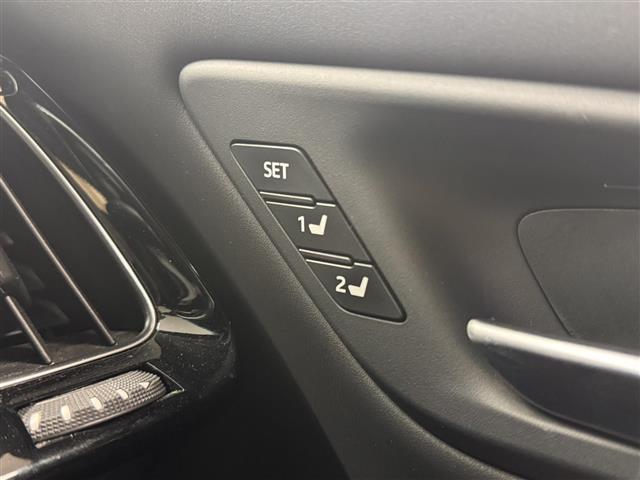 クラウンハイブリッド ＲＳアドバンス　ＯＰ１６スピーカー／８型ナビ／パノラミックビュー／ドラレコ／ＥＴＣ２．０／本革／ブラインドスポットモニター／プリクラッシュセーフティ／パーキングサポートブレーキ／パワーシート／冷暖シート／カラーＨＵＤ（29枚目）