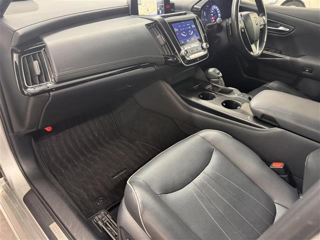 クラウンハイブリッド ＲＳアドバンス　ＯＰ１６スピーカー／８型ナビ／パノラミックビュー／ドラレコ／ＥＴＣ２．０／本革／ブラインドスポットモニター／プリクラッシュセーフティ／パーキングサポートブレーキ／パワーシート／冷暖シート／カラーＨＵＤ（34枚目）