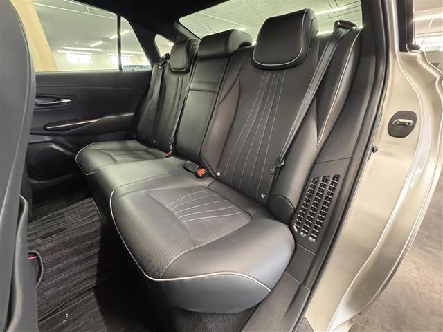 クラウンハイブリッド ＲＳアドバンス　ＯＰ１６スピーカー／８型ナビ／パノラミックビュー／ドラレコ／ＥＴＣ２．０／本革／ブラインドスポットモニター／プリクラッシュセーフティ／パーキングサポートブレーキ／パワーシート／冷暖シート／カラーＨＵＤ（42枚目）