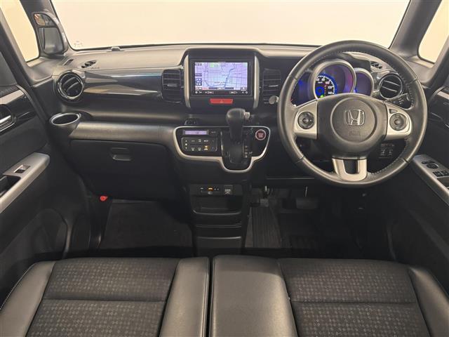 N-BOXカスタム G・ターボLパッケージ 両側パワースライドドア/7インチナビ/地デジTV/バックカメラ/ドライブレコーダー/ETC/ハーフレザー/CTBA:シティブレーキアクティブシステム/オートライト/キセノンヘッドライト/Pスタート(2枚目)