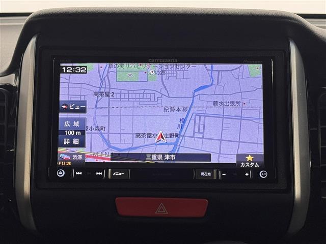 N-BOXカスタム G・ターボLパッケージ 両側パワースライドドア/7インチナビ/地デジTV/バックカメラ/ドライブレコーダー/ETC/ハーフレザー/CTBA:シティブレーキアクティブシステム/オートライト/キセノンヘッドライト/Pスタート(6枚目)