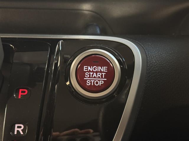 N-BOXカスタム G・ターボLパッケージ 両側パワースライドドア/7インチナビ/地デジTV/バックカメラ/ドライブレコーダー/ETC/ハーフレザー/CTBA:シティブレーキアクティブシステム/オートライト/キセノンヘッドライト/Pスタート(8枚目)