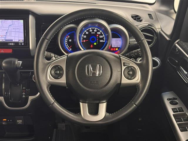 N-BOXカスタム G・ターボLパッケージ 両側パワースライドドア/7インチナビ/地デジTV/バックカメラ/ドライブレコーダー/ETC/ハーフレザー/CTBA:シティブレーキアクティブシステム/オートライト/キセノンヘッドライト/Pスタート(11枚目)