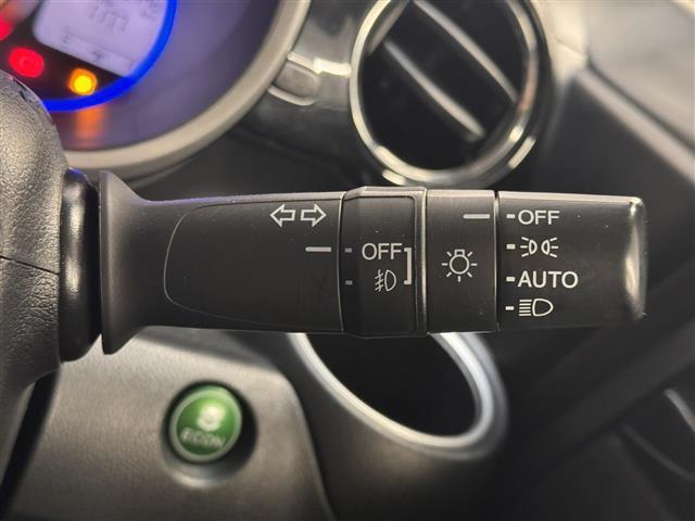 N-BOXカスタム G・ターボLパッケージ 両側パワースライドドア/7インチナビ/地デジTV/バックカメラ/ドライブレコーダー/ETC/ハーフレザー/CTBA:シティブレーキアクティブシステム/オートライト/キセノンヘッドライト/Pスタート(16枚目)